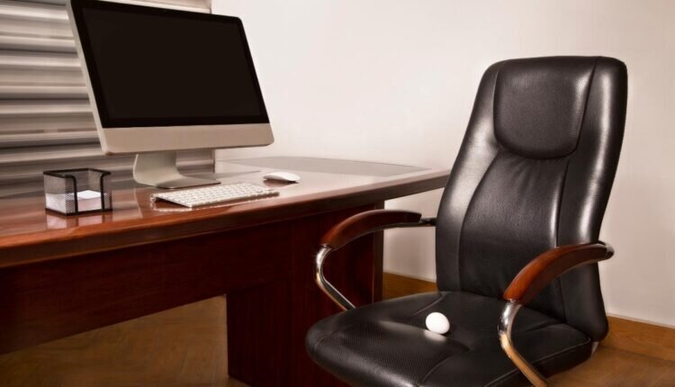 Veja como escolher a melhor cadeira de escritório para home office