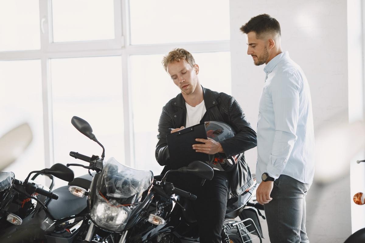 Franquia Moto Fácil RP: conheça e saiba como investir