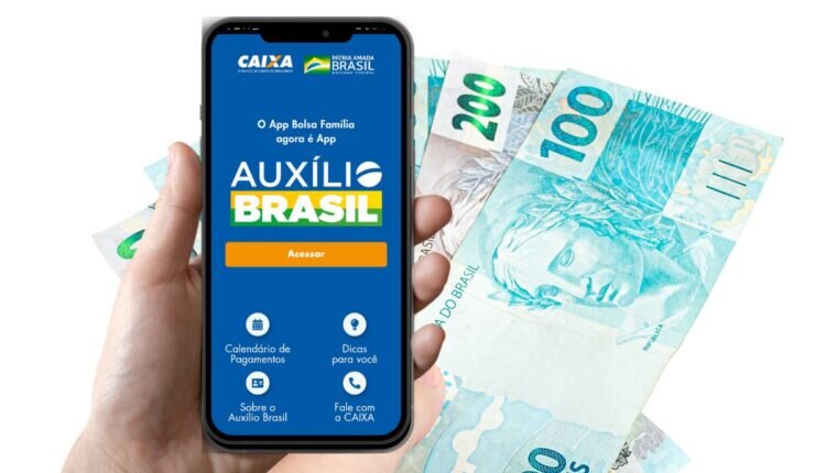 Auxílio Brasil: beneficiários com NIS final 8 recebem HOJE; confira o calendário - Reprodução Canva