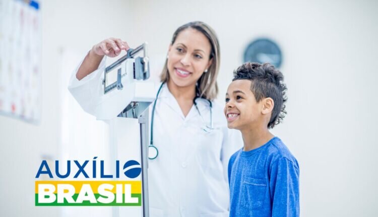 Auxílio Brasil: Beneficiários devem realizar pesagem obrigatória até dezembro; entenda - Reprodução Canva
