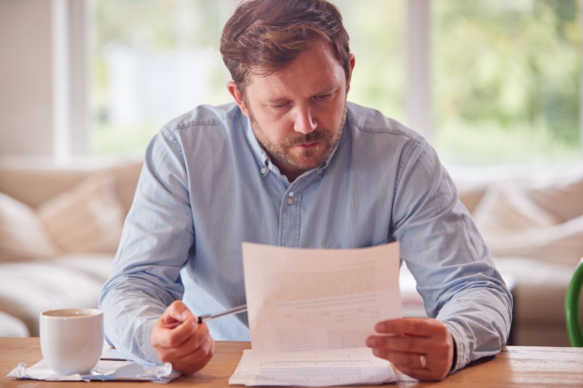 Cheque especial ou empréstimo pessoal: qual vale mais a pena?