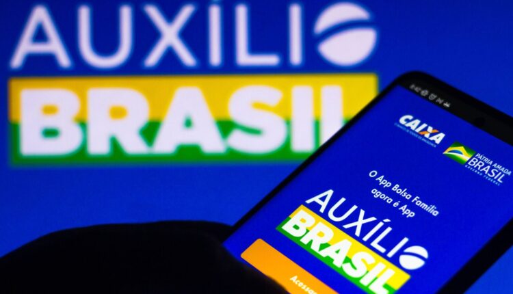 Auxílio Brasil: Veja quem recebe nesta segunda-feira