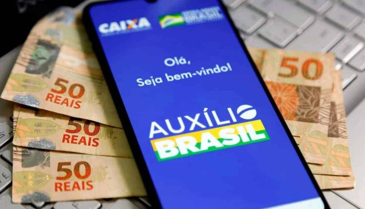 Auxílio Brasil: novo grupo recebe o valor de R$ 600 nesta terça-feira (20)