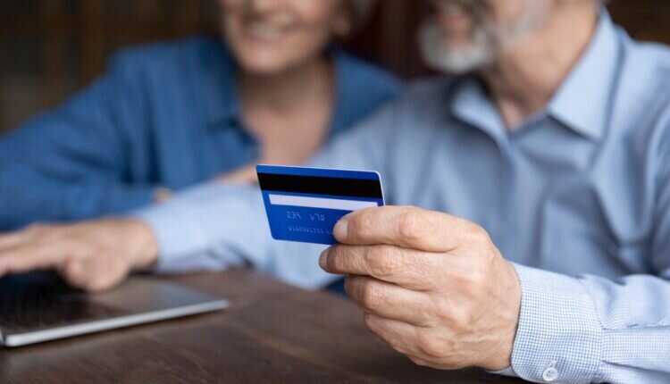 Conheça alguns cartões de crédito sem anuidade