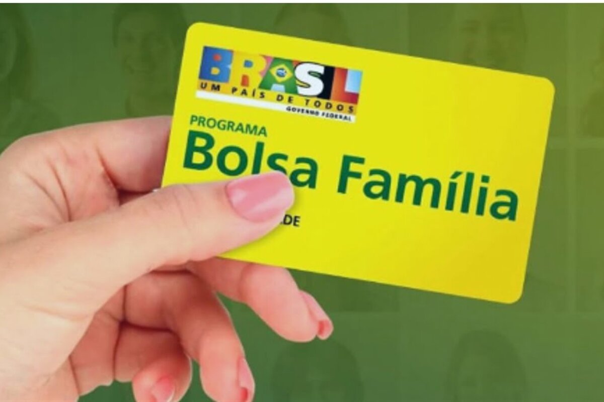 Beneficiários do BOLSA FAMÍLIA precisam saber DISSO URGENTE