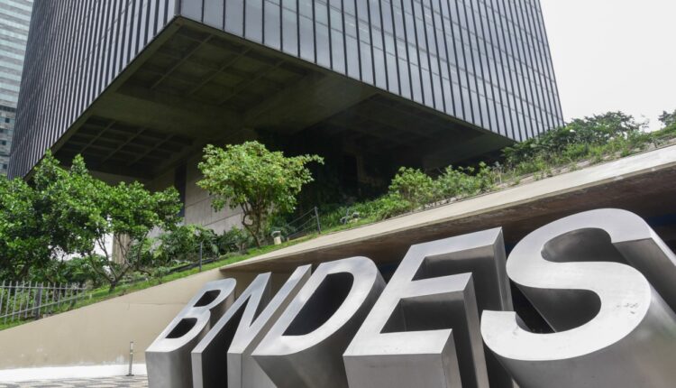 BNDES - obras internacionais
