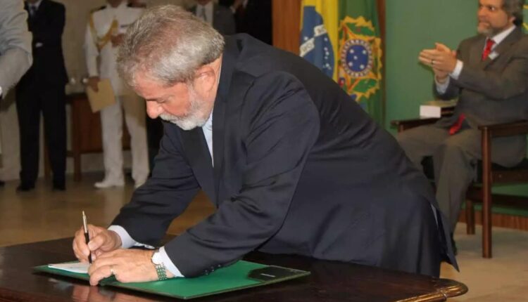 Lula ASSINA Medida Provisória e brasileiros COMEMORAM vitória; saiba mais