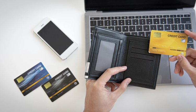 Cartão de crédito sem anuidade: avalie o cashback e centralize suas compras