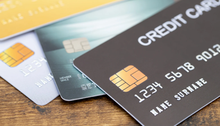 Cartão de crédito: dicas para obter vantagens além da isenção da anuidade