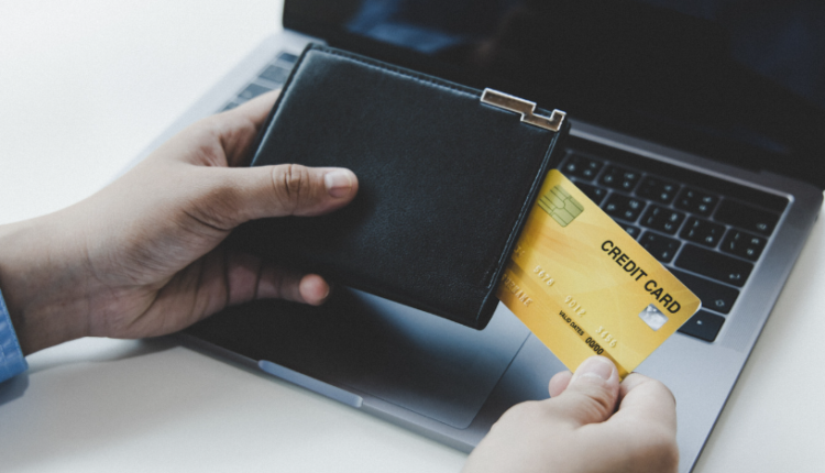 Cartão de crédito sem anuidade: dicas para analisar o custo-benefício do cashback