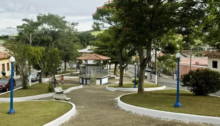 Concurso Rio Claro (RJ): edital oferece 96 vagas para todos os níveis de escolaridade