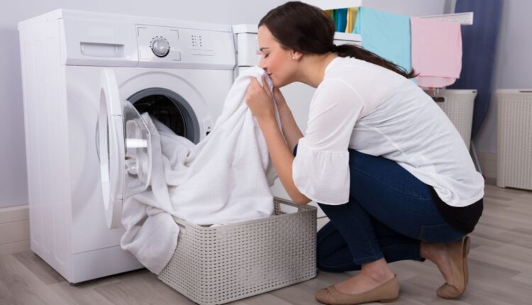 Essas dicas vão deixar suas roupas cheirosas por mais tempo após lavar-Reprodução Canva