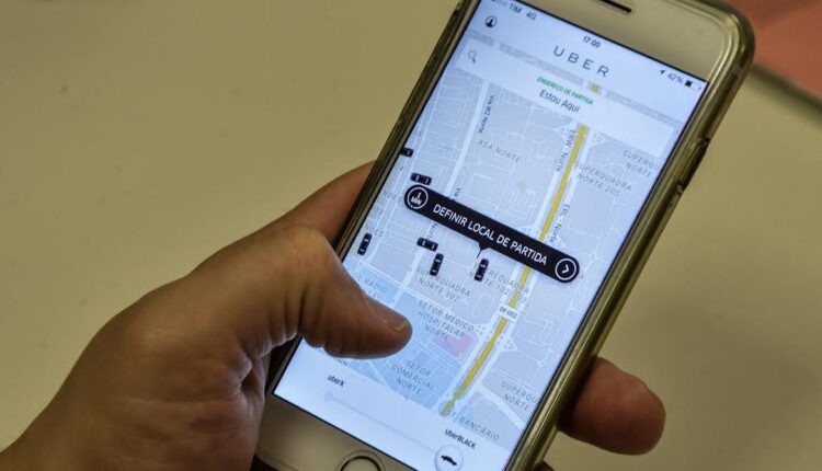 Uber vai sair do Brasil? Ministro do Trabalho responde