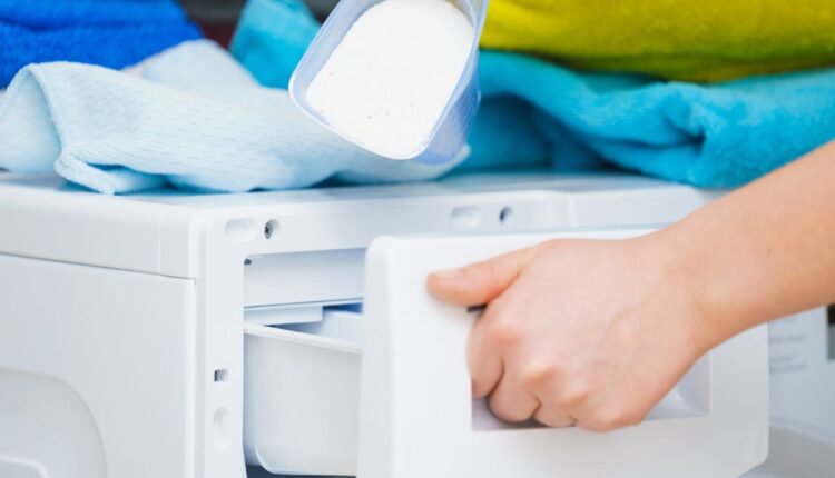 Usar sabão em pó estraga a máquina de lavar_ Veja em seguida- Reprodução Canva