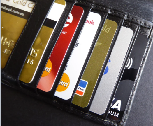 Acumule pontos e obtenha vantagens no cartão de crédito sem anuidade