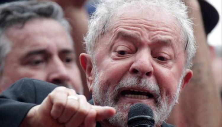 Brasileiros do Bolsa Família são AMEAÇADOS por nova decisão do Governo