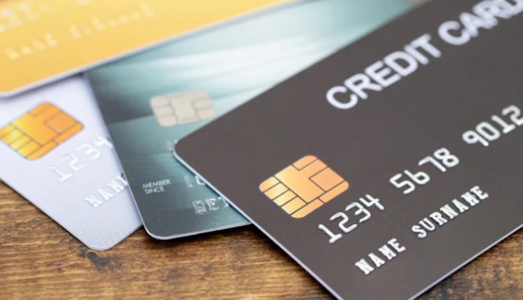 Cartão de crédito sem anuidade: considere as vantagens do cashback