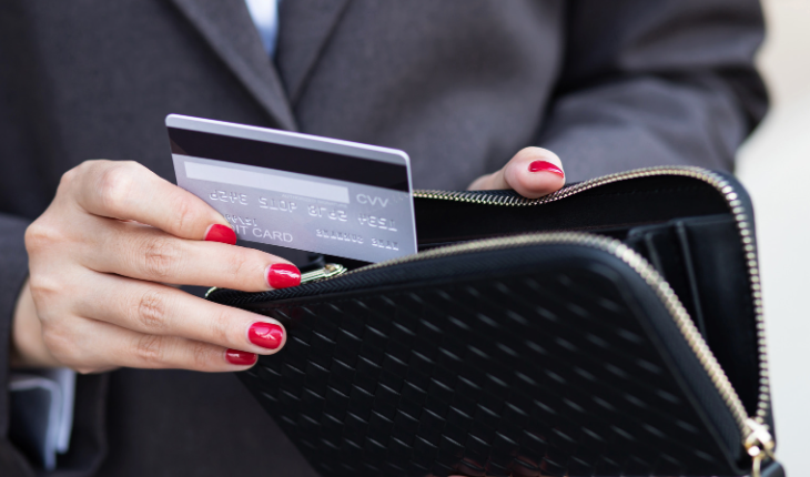 Cartão de crédito: uma ferramenta que pode ser inserida no seu processo financeiro pessoal