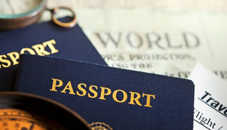 Negativado pode ou não pode tirar passaporte? Conheça as regras
