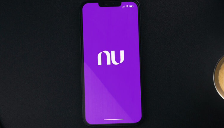 Nubank: Instabilidade no aplicativo preocupa usuários