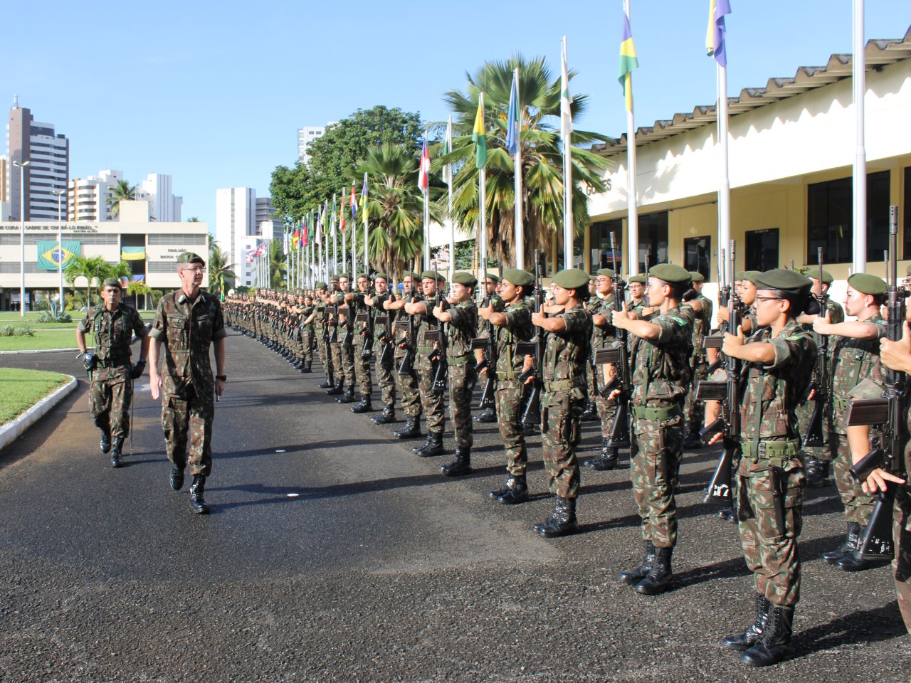 Exército abre inscrições para concursos com 197 vagas