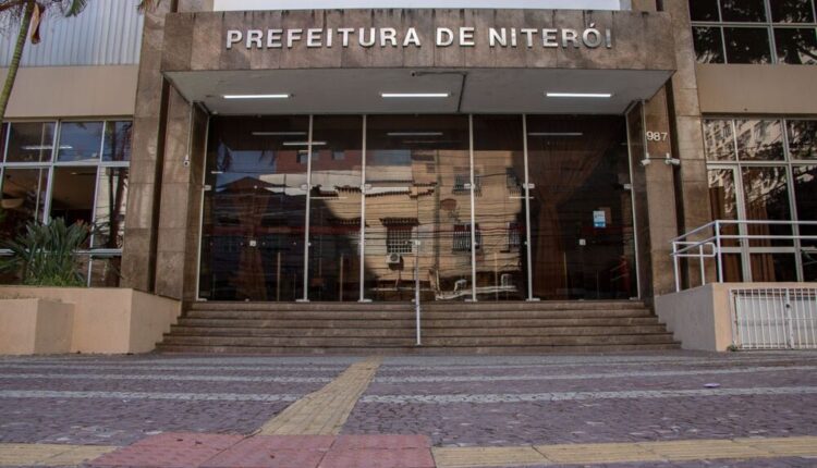Concurso PGM Niterói (RJ) divulga locais de prova; banca confirma mais de 11 mil inscritos