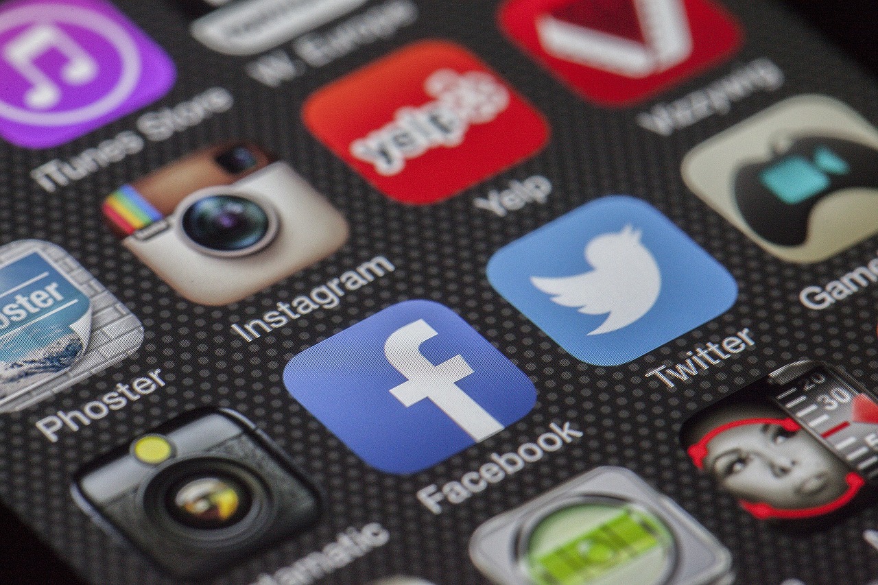 Instagram e Facebook testam forma de pagamento para criadores de conteúdo
