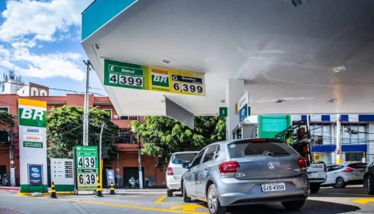 Petrobras reduziu os preços dos combustíveis; Senacon vai supervisionar o reajuste