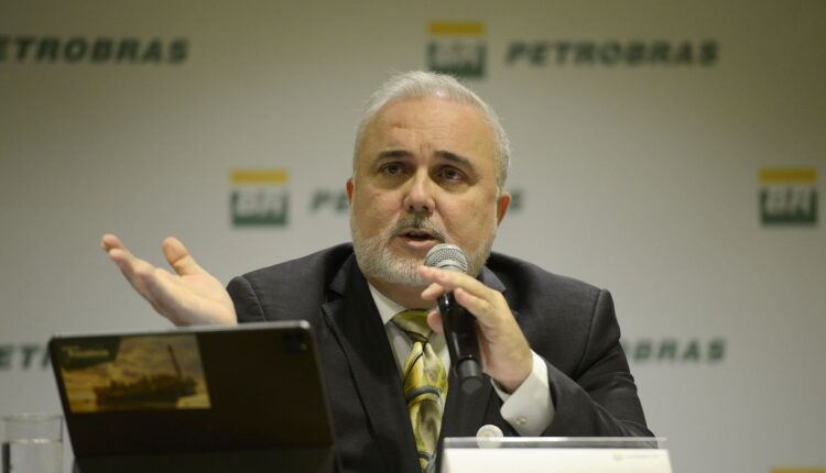 Preço da gasolina: A indireta do presidente da Petrobras para Bolsonaro