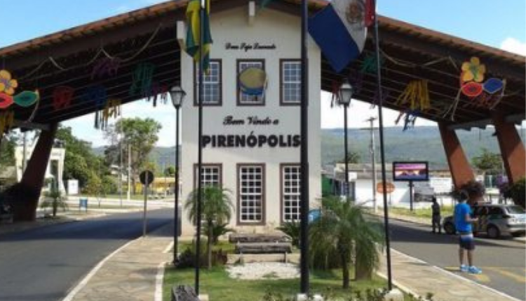 PREFEITURA de Pirenópolis - GO abre CONCURSO PÚBLICO para TODOS OS NÍVEIS
