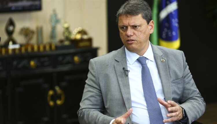 São Paulo: PT sinaliza que vai apoiar novo salário apontado por Tarcísio