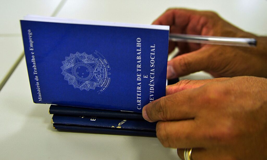 Quantos dias após Assinar Carteira PERDE o SEGURO-DESEMPREGO ...