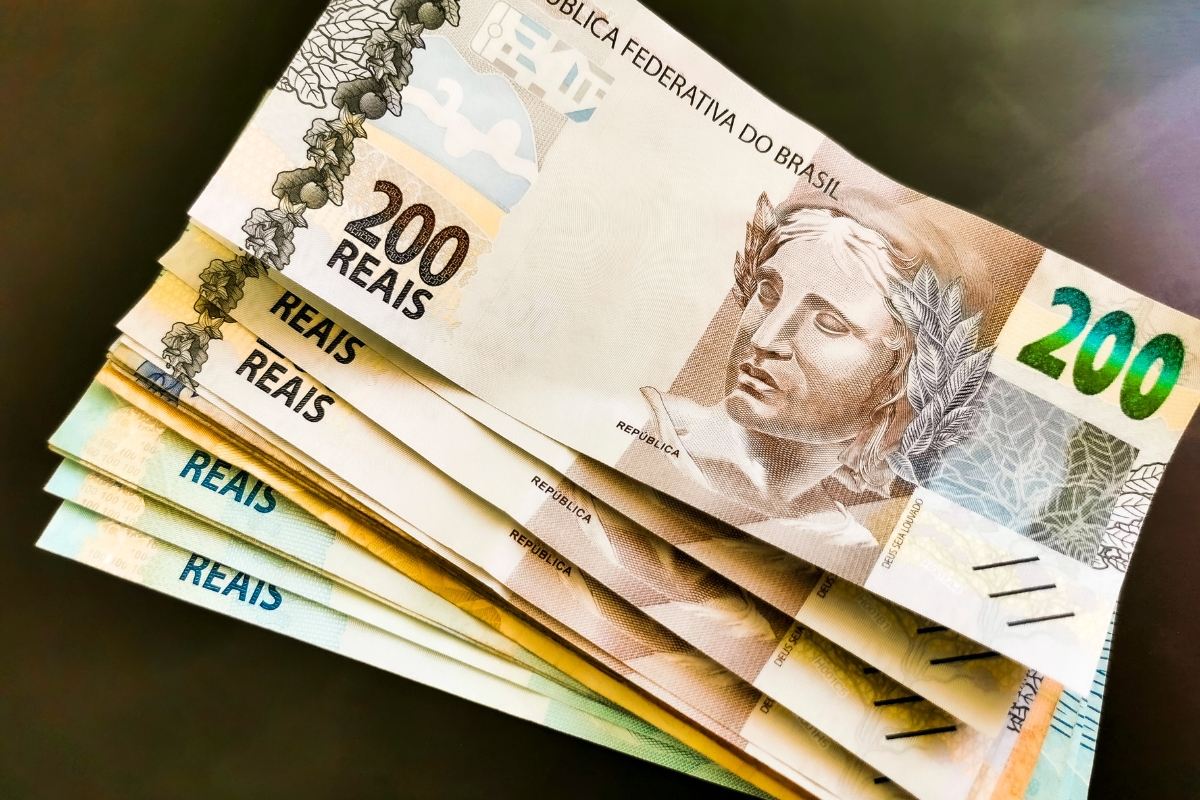 NOVO AVISO sobre a nota de R$200 assusta brasileiros