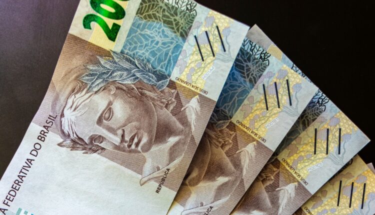 NOVO AVISO sobre a nota de R$200 assusta brasileiros