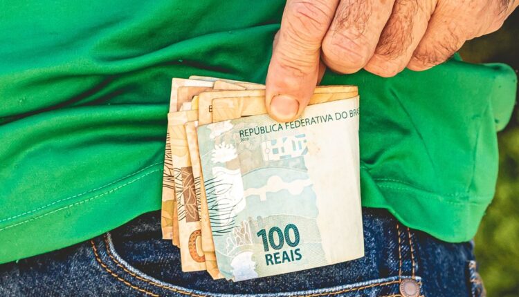 Bancos liberam valor SUPERIOR a R$1.320 em junho e pega brasileiros de surpresa