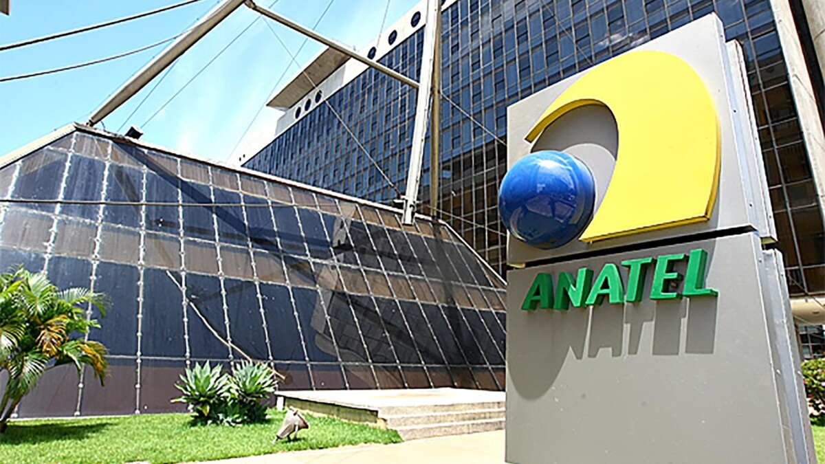BOMBA: Concurso da ANATEL com mais de 400 vagas e salários acima de R$ 16 mil leva brasileiros ao delírio