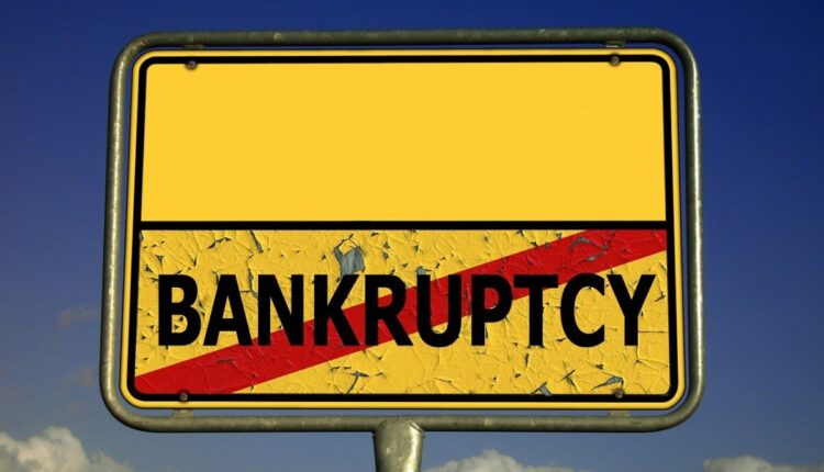 Descanse em Paz: A falência recorde de banco gigante em dois dias e a notícia que deixou todo mundo surpreso