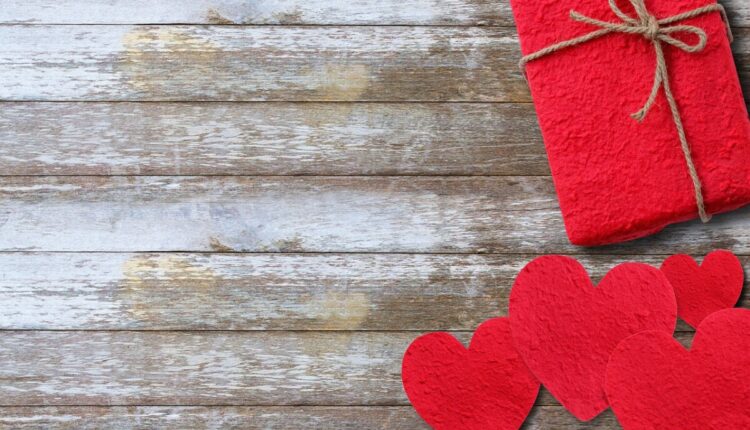 Dia dos Namorados: Por que o feriado acontece em junho e não em fevereiro, como no resto do mundo?