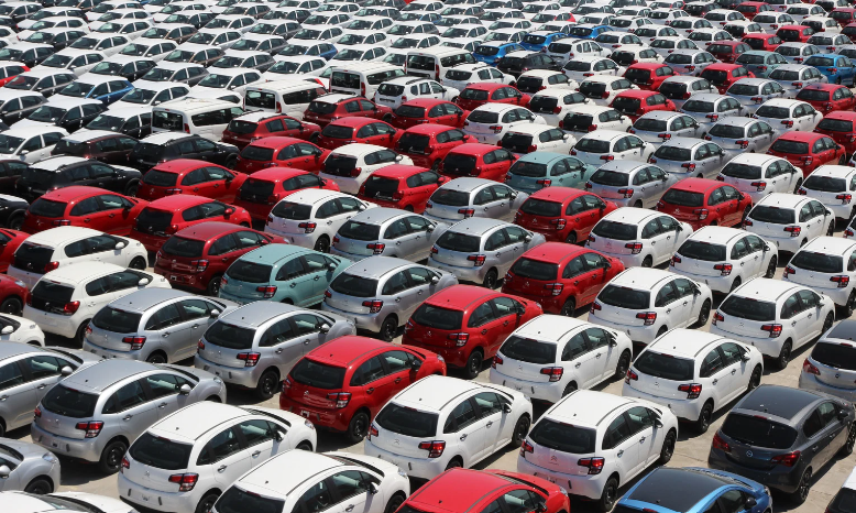 Expansão do programa de descontos para carro popular: montadoras oferecem mais opções aos consumidores