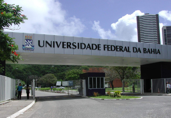 UFBA divulga Concurso público com 25 vagas para PROFESSORES