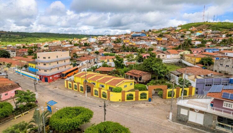 Prefeitura na Paraíba abre concurso para todos os níveis com salários até R$ 11 mil