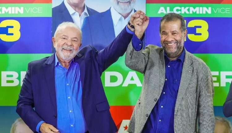 Lula BATE O MARTELO e traz GRANDE novidade para funcionários do INSS