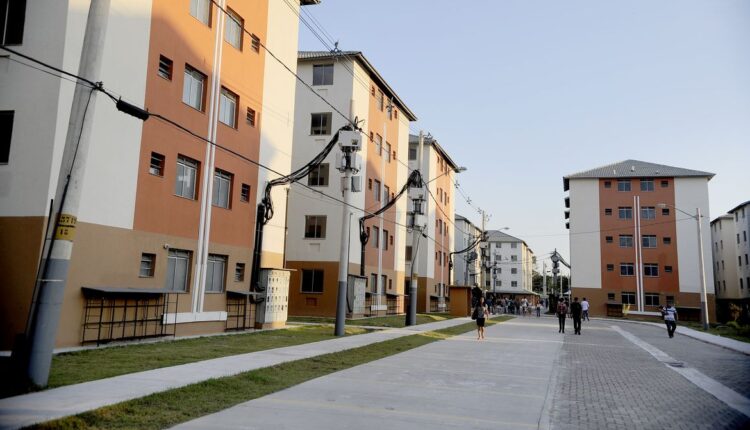 CASAS POPULARES: Moradores desta REGIÃO ganham ajuda extra para compra de imóveis