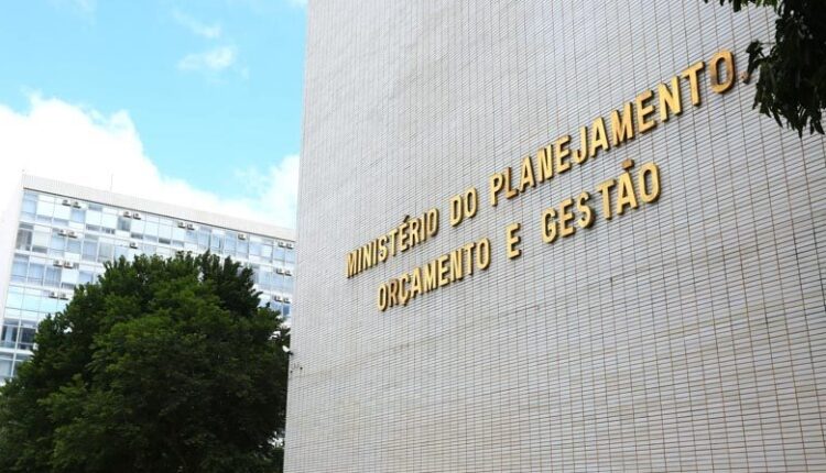 Ministério do Planejamento e Orçamento tem concurso autorizado com 100 vagas e salários acima de R$ 20 mil