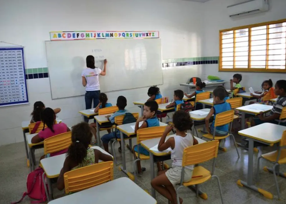 Prefeitura de Teresina confirma concurso com 1.000 vagas para educação