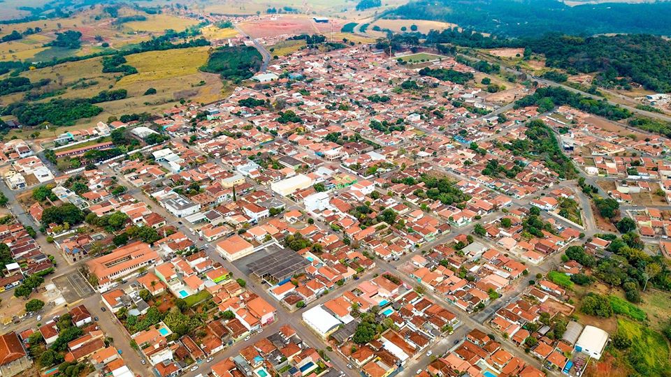 Prefeitura em Minas Gerais abre processo seletivo para área da saúde com salários até R$ 13,5 mil