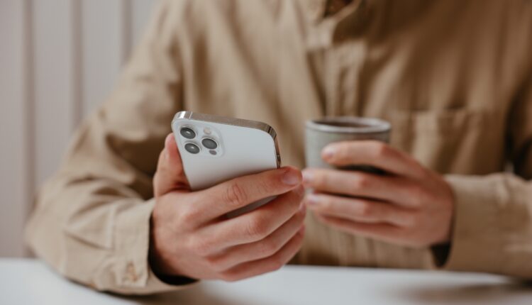 MÁ NOTÍCIA: Apple emite COMUNICADO e usuários ficam apreensivos