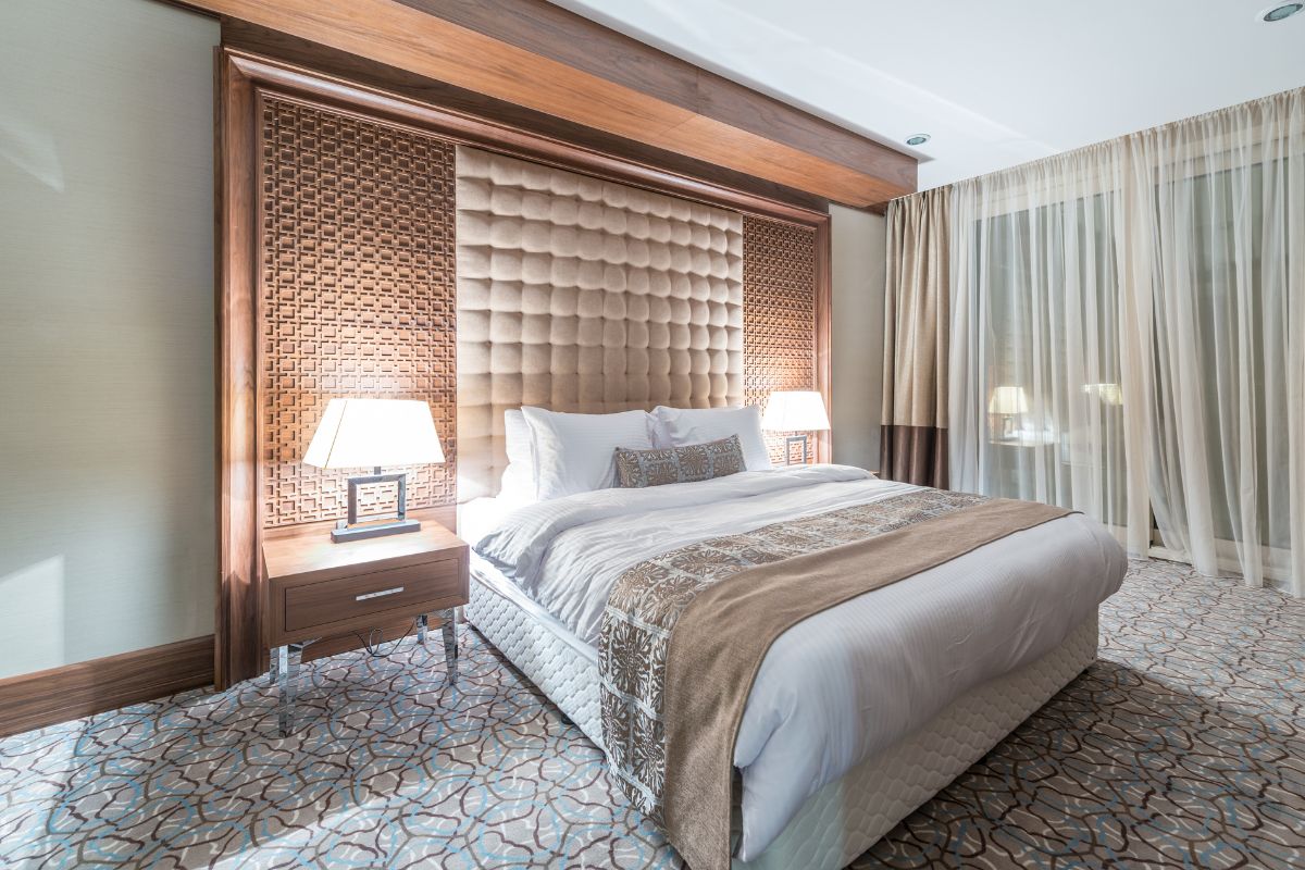 Transforme o seu quarto numa luxuosa suíte de hotel em casa - Reprodução Canva