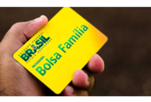 Como sacar o Bolsa Família sem o cartão? Saiba agora