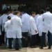 Profissionais da saúde participam de seleção para programas de residência médica e multiprofissional pelo Enare 2026.